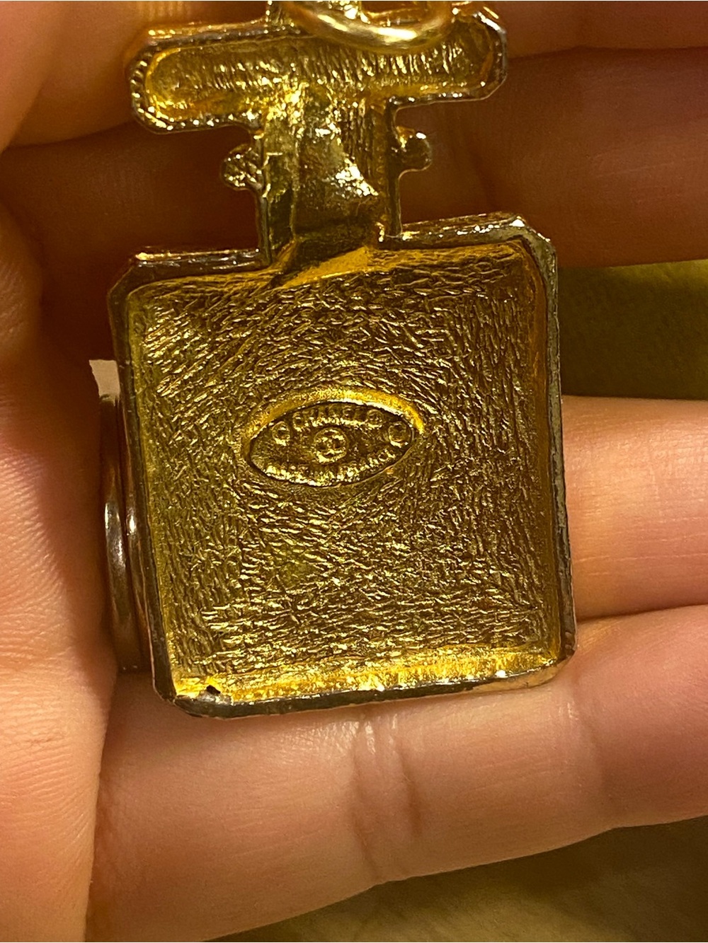 Authentic Chanel pendent - Picture 6 of 8